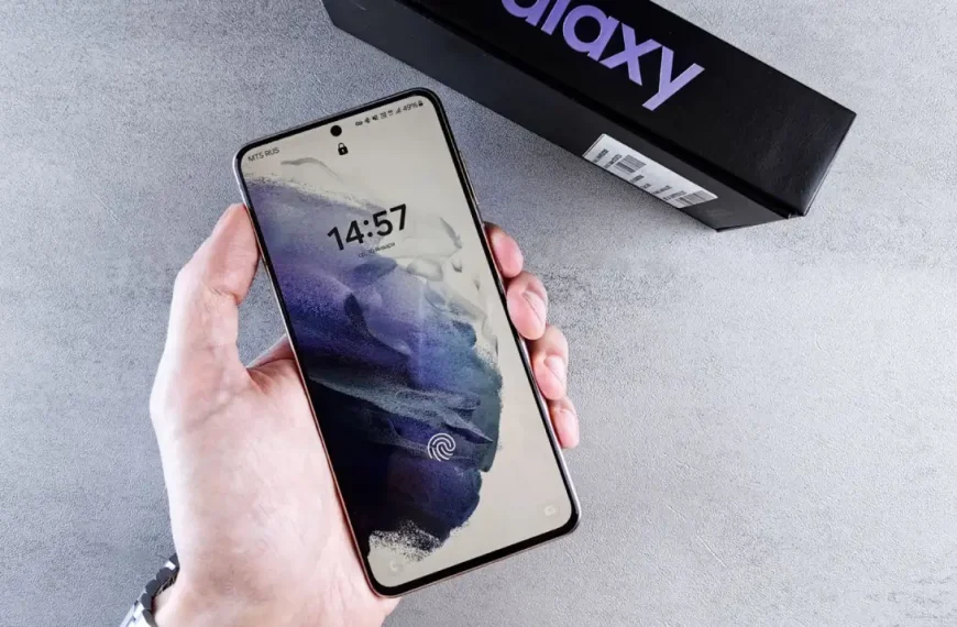 Samsung Galaxy S26 FE by pexels-zeleboba